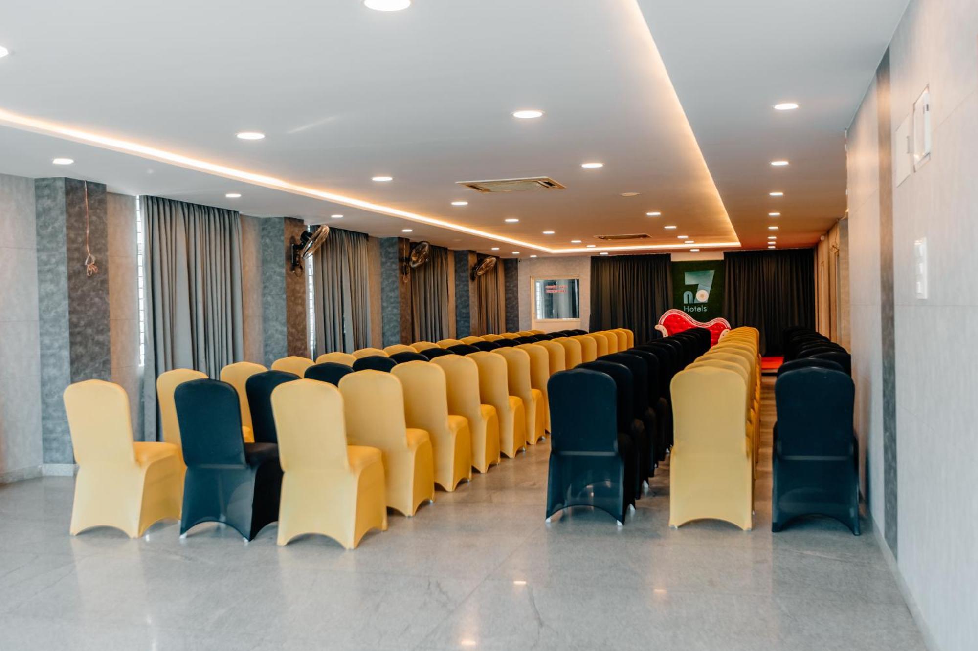 No 7 Vista Hotell Bangalore Eksteriør bilde