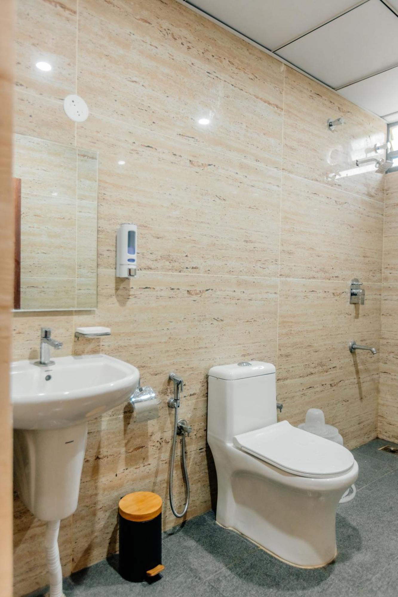 No 7 Vista Hotell Bangalore Eksteriør bilde